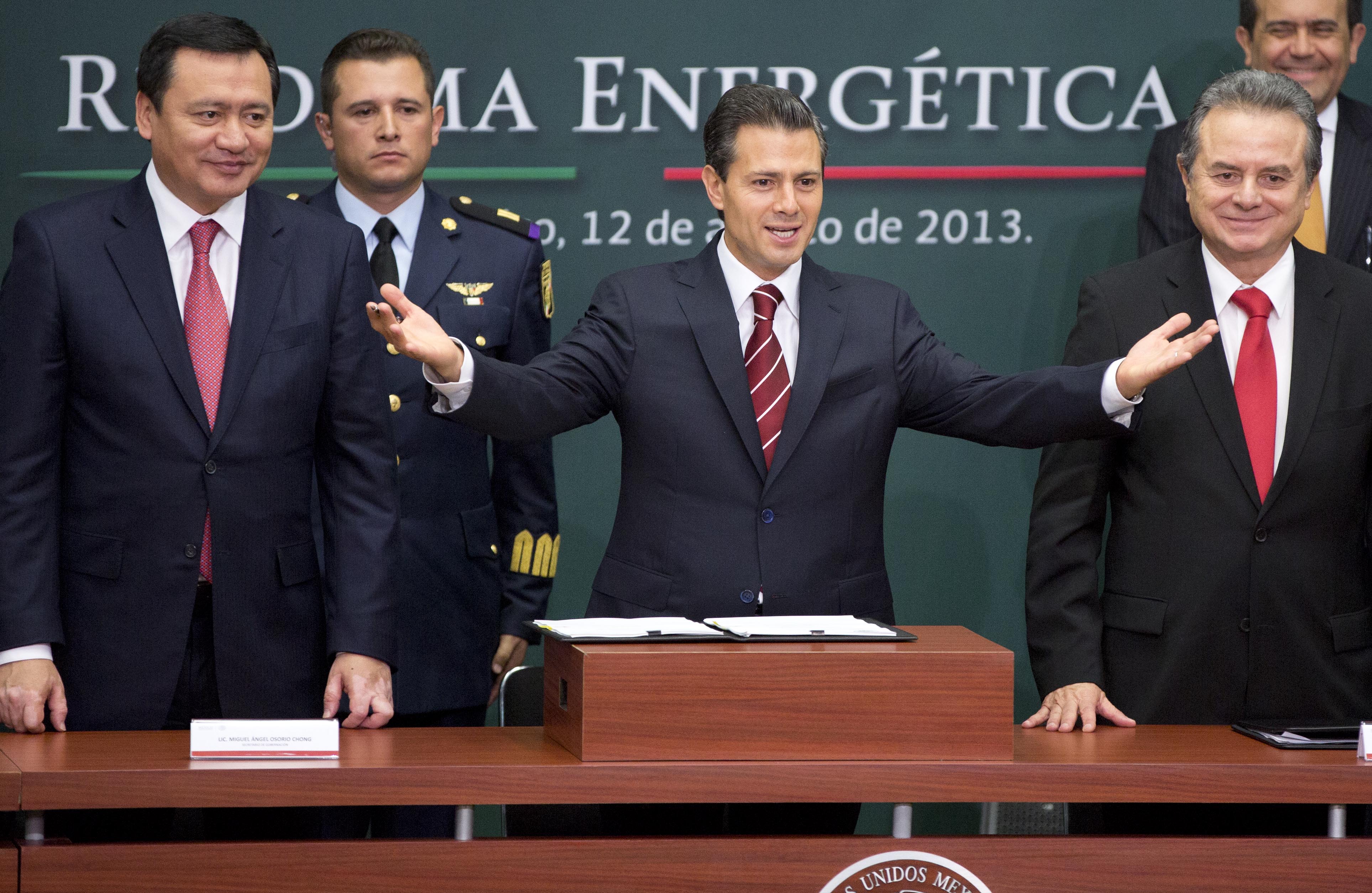 EPN presenta la reforma energética